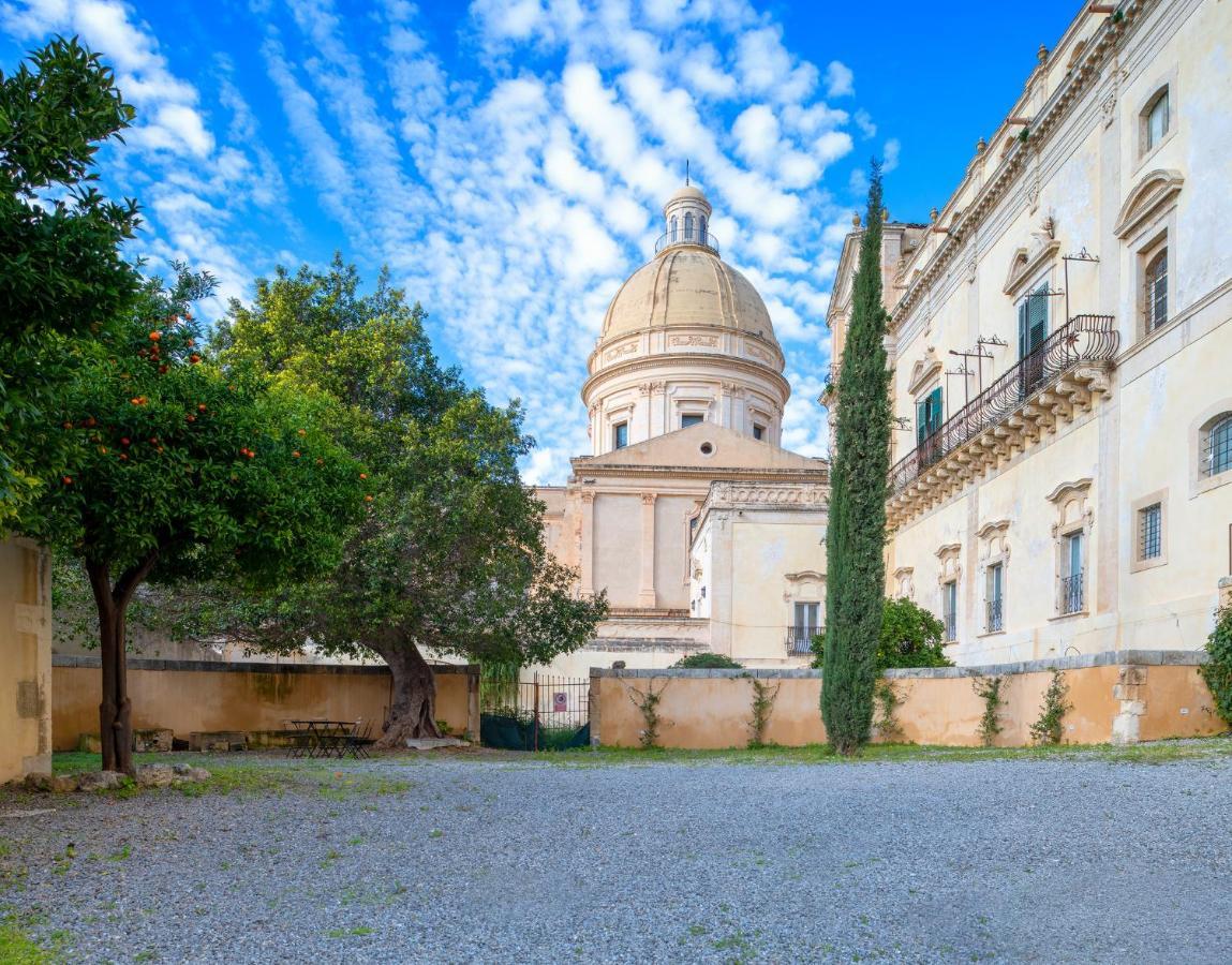 Palazzo Trigona Dependance Hotel Ното Екстериор снимка